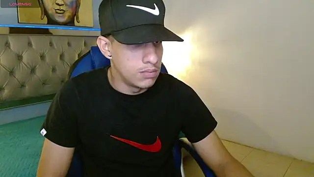 Jheidertwink online show from January 2025 03:47:01 AM