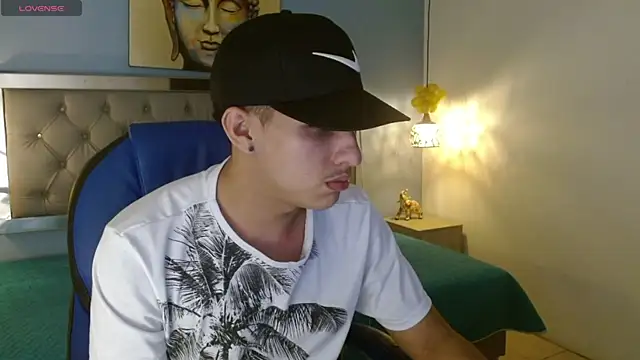 Jheidertwink online show from January 2025 03:30:02 AM