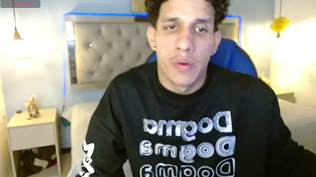 Jheidertwink online show from February 2025 03:41:02 AM