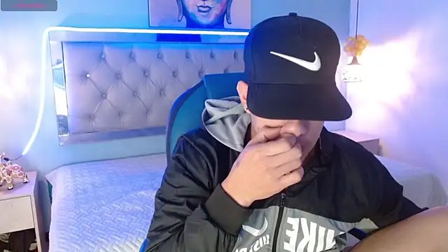 Jheidertwink online show from February 2025 07:15:01 AM