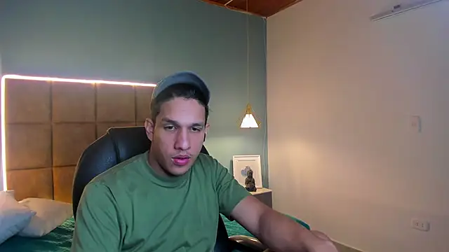 Jheidertwink online show from September 2025 12:27:02 PM