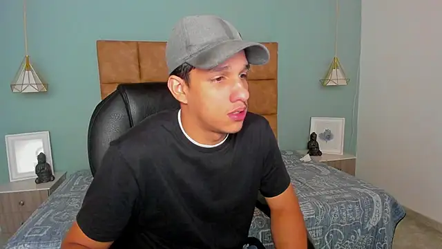 Jheidertwink online show from September 2025 12:29:01 PM