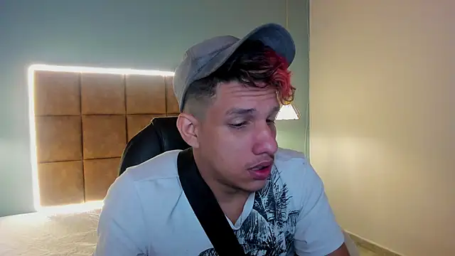 Jheidertwink online show from September 2025 12:54:01 PM