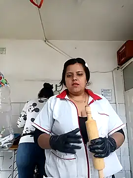 tuty Tap online show from December 2025 02:12:02 PM