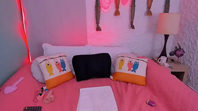 poisson ivy online show from March 2025 07:18:01 AM