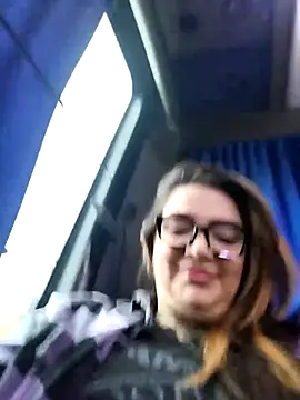 poisson ivy online show from November 2025 07:57:01 PM