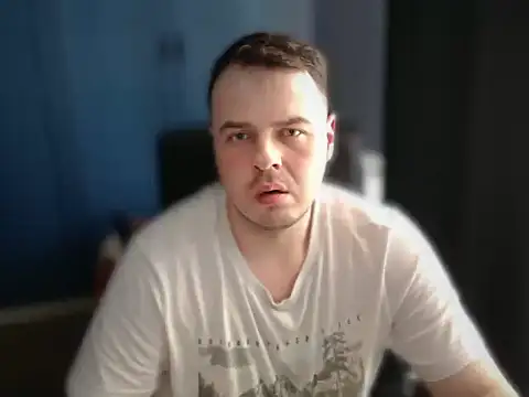 Snapshot of CuteMan33 chatting on March 2026 01:00:01 PM CuteMan33 online show from March 2026 01:00:01 PM