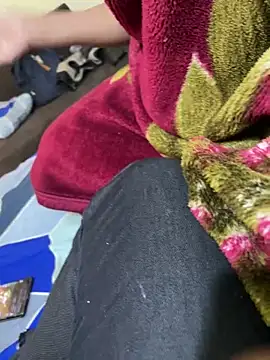 Snapshot of United3 chatting on December 2025 08:09:01 AM United3 online show from December 2025 08:09:01 AM