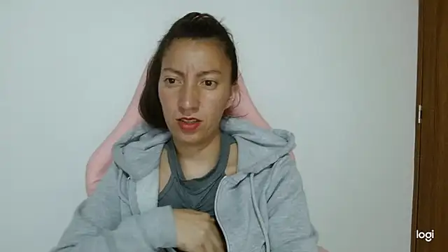 kaybabyhot online show from November 2025 07:16:02 PM