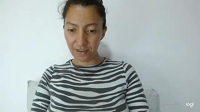 kaybabyhot online show from November 2025 05:27:01 PM