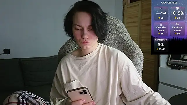 esajukyy online show from February 2026 04:35:02 PM