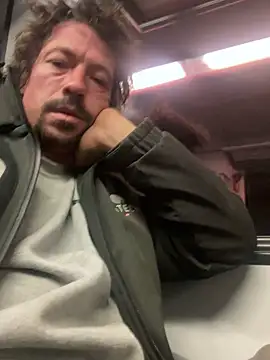 Snapshot of zenzero87 chatting on December 2025 05:20:01 PM zenzero87 online show from December 2025 05:20:01 PM