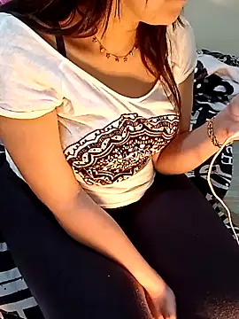 ShadiaStar online show from January 2025 07:03:01 PM