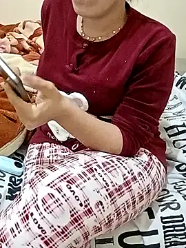 ShadiaStar online show from March 2025 07:39:01 PM