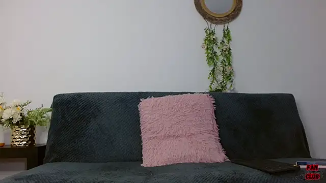 Snapshot of Kendal_Mosk chatting on November 2025 02:30:01 PM Kendal Mosk online show from November 2025 02:30:01 PM