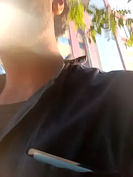 jaiwrld0 online show from April 2026 12:52:02 PM