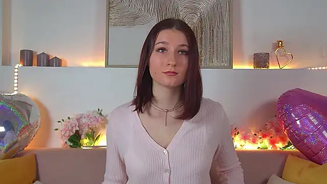 Snapshot of VictoriaArdern chatting on February 2025 07:06:01 AM VictoriaArdern online show from February 2025 07:06:01 AM