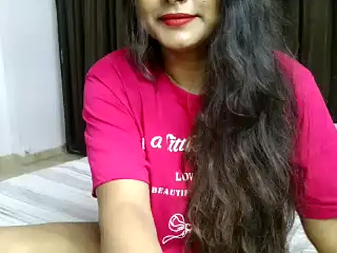 Snapshot of Hritvika chatting on June 2026 07:04:01 PM Hritvika online show from June 2026 07:04:01 PM