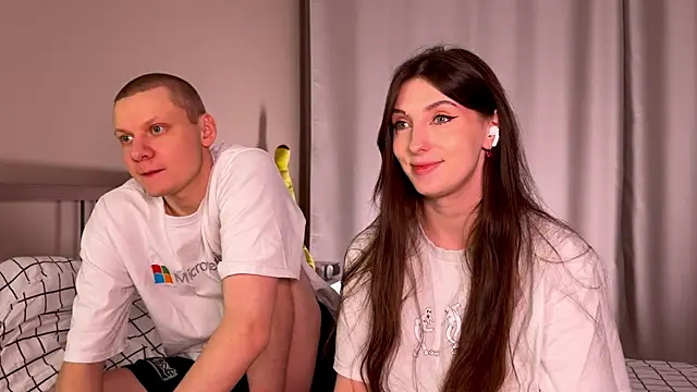 Snapshot of eternal_dream_ chatting on December 2024 09:05:02 PM eternal dream online show from December 2024 09:05:02 PM