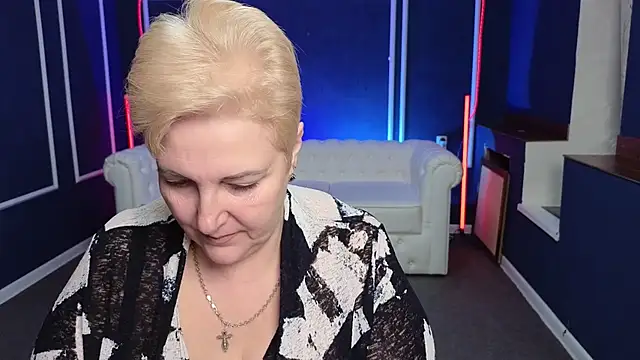 Sandra Snow online show from January 2025 02:24:02 PM