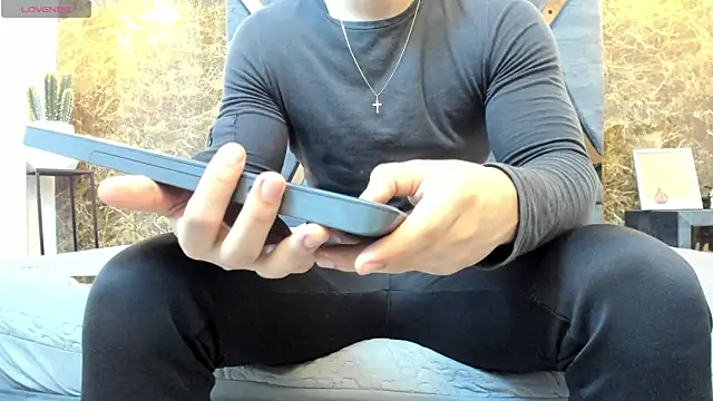 Snapshot of Flynn_Riider chatting on February 2025 11:28:01 AM Flynn Riider online show from February 2025 11:28:01 AM