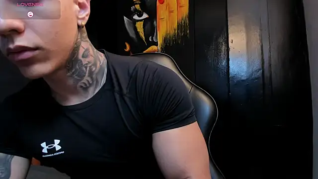 Snapshot of Flynn_Riider chatting on November 2025 05:34:02 PM Flynn Riider online show from November 2025 05:34:02 PM