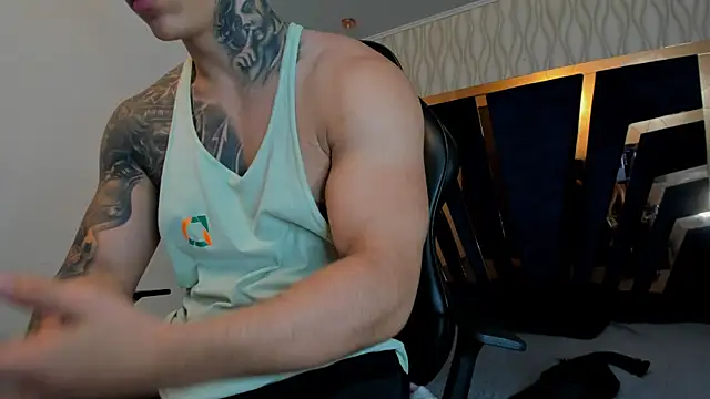 Snapshot of Flynn_Riider chatting on November 2025 05:17:01 PM Flynn Riider online show from November 2025 05:17:01 PM