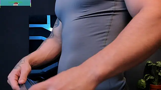 Snapshot of Flynn_Riider chatting on December 2025 05:29:02 PM Flynn Riider online show from December 2025 05:29:02 PM