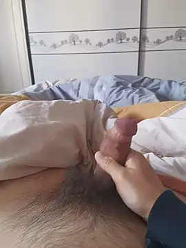 thanos65432 online show from February 2025 06:50:02 AM