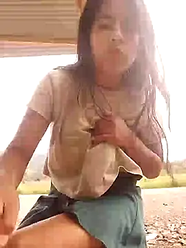 Danna-linyi online show from February 2025 01:51:02 PM