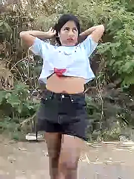 Danna-linyi online show from May 2026 03:39:02 PM