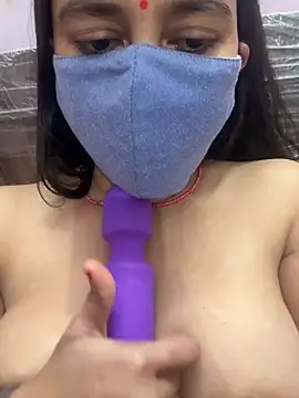 Snapshot of nehas chatting on February 2025 04:10:01 PM nehas online show from February 2025 04:10:01 PM