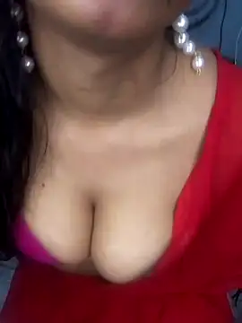 Snapshot of hinaa_khan chatting on February 2025 03:05:01 PM hinaa khan online show from February 2025 03:05:01 PM