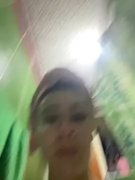 Snapshot of Zoee_t chatting on January 2025 01:05:02 AM Zoee t online show from January 2025 01:05:02 AM