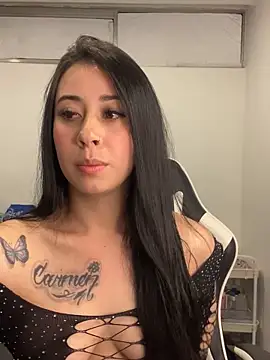 Snapshot of Zoee_t chatting on February 2026 03:32:02 AM Zoee t online show from February 2026 03:32:02 AM