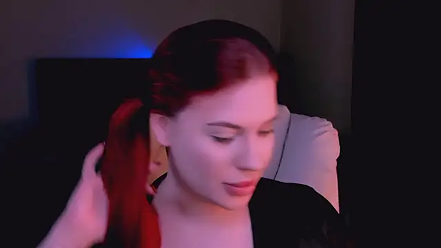 Snapshot of evaharve chatting on March 2026 05:08:02 PM evaharve online show from March 2026 05:08:02 PM