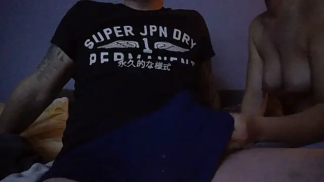 Snapshot of Tigerpussy_delux chatting on December 2024 08:58:02 PM Tigerpussy delux online show from December 2024 08:58:02 PM