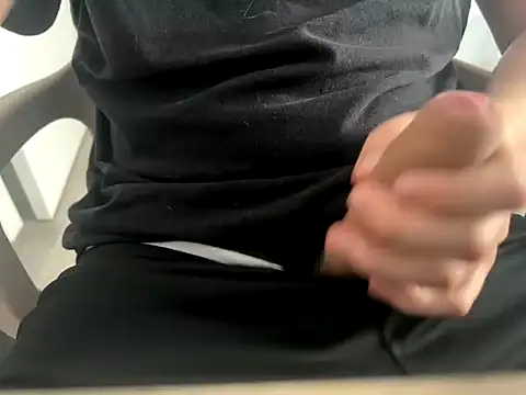 Axeeeeeeeeeeeel online show from March 2026 05:35:01 PM