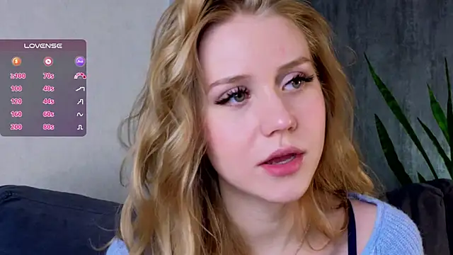 Snapshot of WiloneEsse chatting on January 2025 01:11:01 AM WiloneEsse online show from January 2025 01:11:01 AM