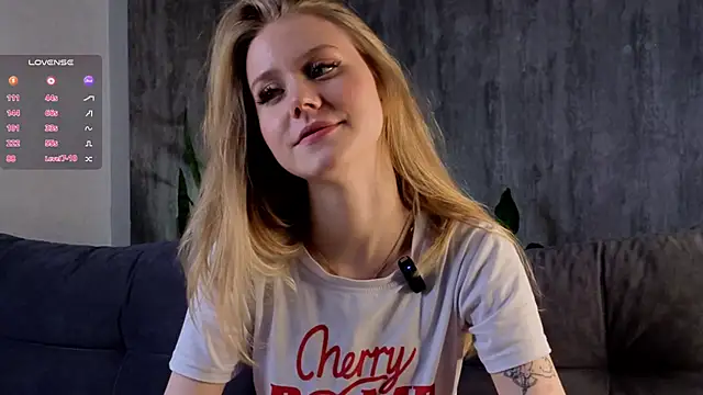 Snapshot of WiloneEsse chatting on February 2025 01:11:01 AM WiloneEsse online show from February 2025 01:11:01 AM