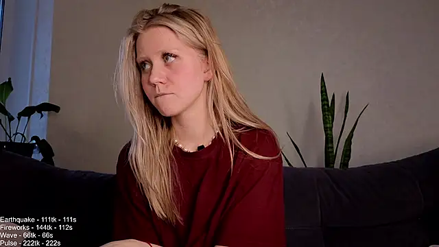 Snapshot of WiloneEsse chatting on February 2025 01:02:02 AM WiloneEsse online show from February 2025 01:02:02 AM