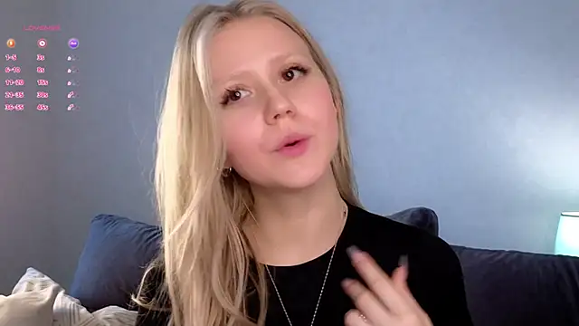 Snapshot of WiloneEsse chatting on March 2025 04:24:01 AM WiloneEsse online show from March 2025 04:24:01 AM