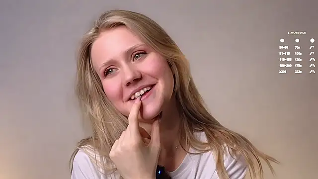 Snapshot of WiloneEsse chatting on March 2025 04:10:01 AM WiloneEsse online show from March 2025 04:10:01 AM