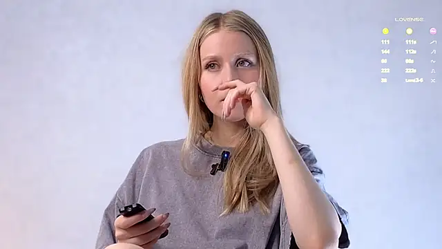 Snapshot of WiloneEsse chatting on March 2025 01:14:02 AM WiloneEsse online show from March 2025 01:14:02 AM