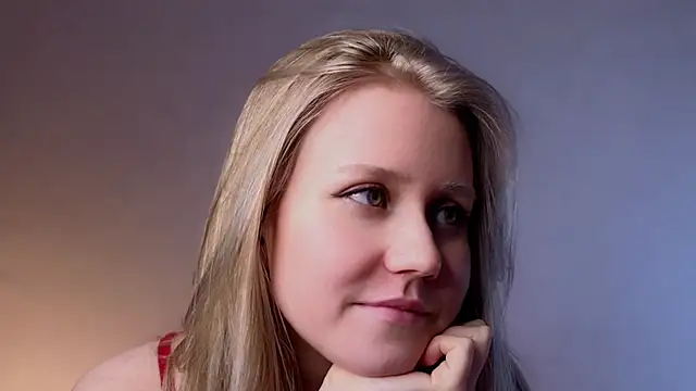 Snapshot of WiloneEsse chatting on March 2025 04:17:02 AM WiloneEsse online show from March 2025 04:17:02 AM