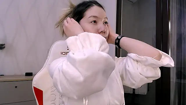 Babby Rabbit online show from November 2025 01:04:02 PM