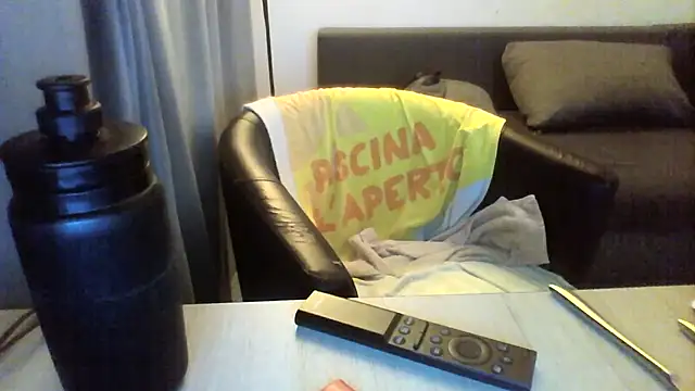 Snapshot of Avamereandmikel chatting on September 2025 11:48:02 PM Avamereandmikel online show from September 2025 11:48:02 PM