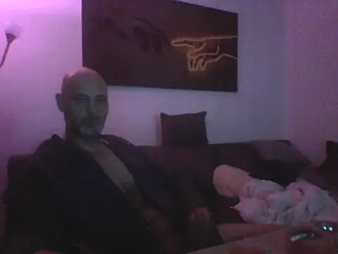 Snapshot of Avamereandmikel chatting on October 2025 02:58:02 AM Avamereandmikel online show from October 2025 02:58:02 AM