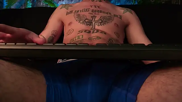 Snapshot of Junihn0 chatting on December 2024 03:10:02 PM Junihn0 online show from December 2024 03:10:02 PM