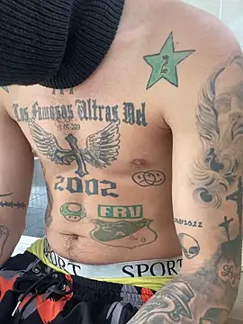 Snapshot of Junihn0 chatting on January 2025 06:54:02 PM Junihn0 online show from January 2025 06:54:02 PM